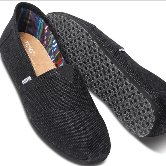 Toms Shoes - Black burlap TOMS size 8W women like new